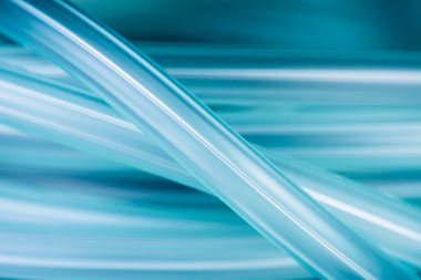 Tıbbi seviyedeki oksijenin kontrollü iletimi için oksijen tüpü bileşeni