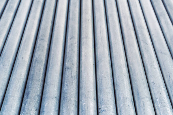 Комплект стальных труб в качестве промышленного фона