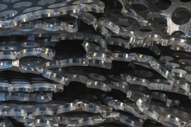 Alüminyum bir levha yığını, endüstri için bir bileşen ve ham madde.