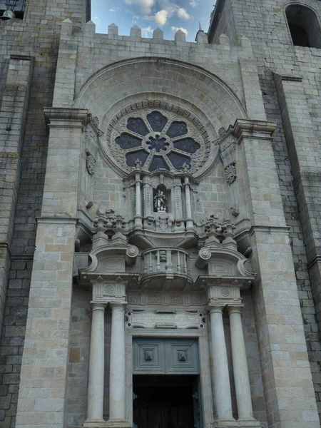 Parte Mais Alta Porto Seu Centro Histórico Ergue Fachada Catedral — Fotografia de Stock