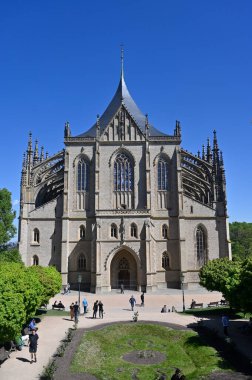 St. Barbara Katedrali, Çek Cumhuriyeti 'nin en büyük ve en önemli ikinci Gotik kilisesi olan Kutna Hora şehrinin en ünlü mimari anıtıdır.,