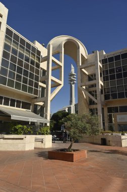 Golda Meir Kültür ve Sanat Merkezi Tel Aviv İsrail binalar kompleksi: opera, oda tiyatrosu, güzel sanatlar müzesi