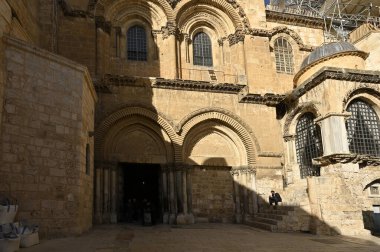 Kudüs İsrail 'deki Kutsal Mezar Kilisesi' ne giriş.