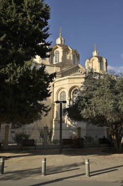 Kudüs, İsrail 'deki Rus yerleşkesindeki bir Ortodoks kilisesi olan Kutsal Üçlü Katedrali manzarası