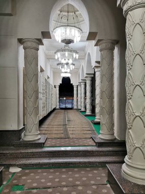 Güzel cami inşaatı. Hurghada iç mekanı.