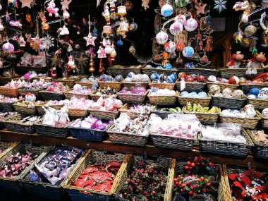 Viyana 'dan güzel bir Noel arkaplanı olarak Noel pazarının ayrıntıları