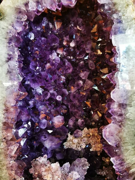 Amethyst Minerale Textuur Als Mooie Natuurlijke Achtergrond — Stockfoto