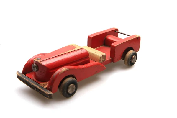 Παλιό Ξύλινο Αυτοκίνητο Παιχνίδι Απομονωμένο Στο Λευκό Φόντο — Φωτογραφία Αρχείου