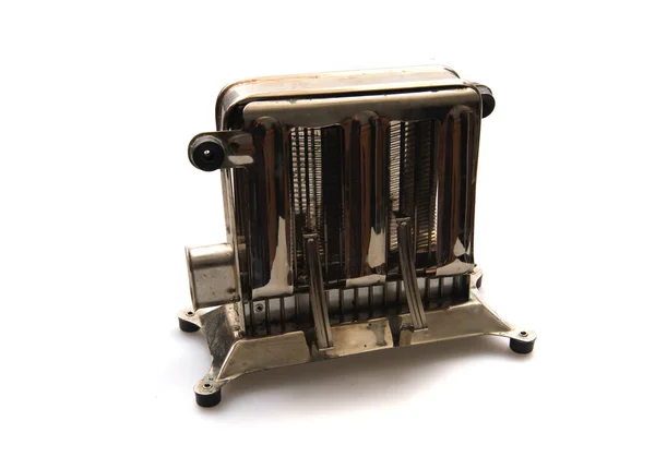 Sehr Alte Toaster Maschine Isoliert Auf Weißem Hintergrund — Stockfoto