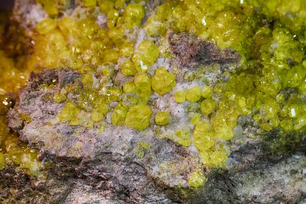 硫黄の鉱物質はとてもいい鉱物の背景として — ストック写真