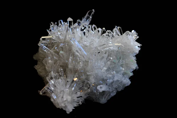 Weißer Kristall Isoliert Auf Weißem Hintergrund — Stockfoto