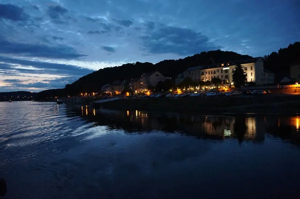 Río Elba Noche Desde Barco — Foto de Stock