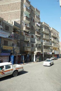 Sıcak ve fakir Afrika 'dan gelen lüks şehir. 