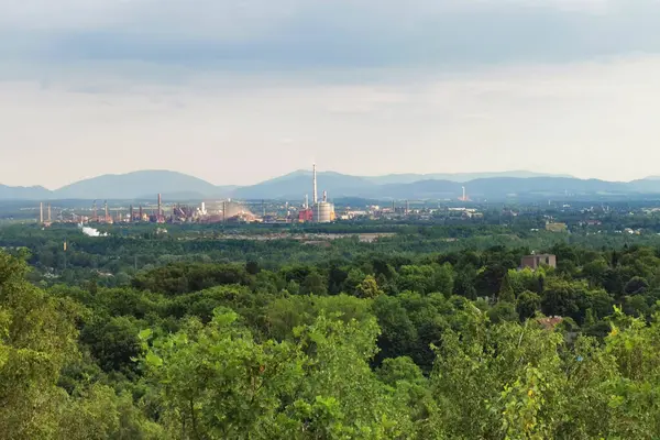Lkbaharda Ema Tepesinden Ostrava Kömür Şehri Manzarası Stok Resim