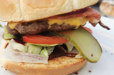 Sokaktan gelen czech hamburgeri çok güzel.