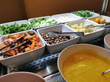 Mısır mutfağından lezzetli sebze salatası.