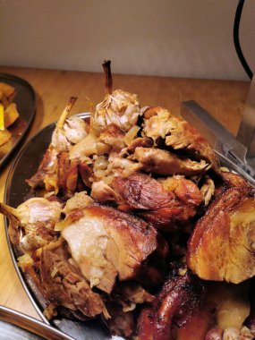 Izgara domuz eti çok güzel bir yemek geçmişi var.