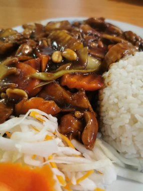 Kung Pao eti çok güzel bir yemek geçmişi.