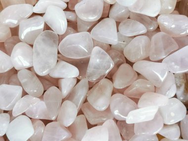 Gül kuvars mineralleri çok güzel doğal bir arka plan.