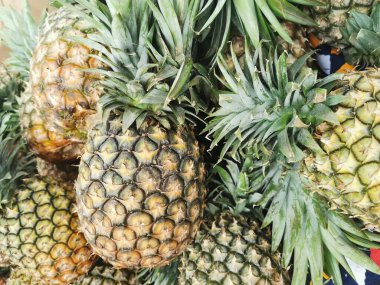 Taze ananas dokusu çok güzel bir meyve arkaplanı.