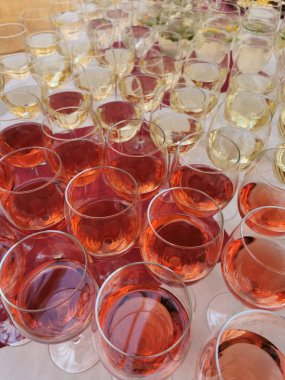 Kırmızı ve beyaz şarap dokusu çok güzel bir gurme arka planıdır.