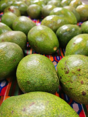 Taze avokado dokusu çok güzel bir yemek arka planıdır.