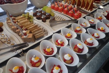 Mısır usulü lezzetli tatlılar güzel bir gurme arka planı gibi