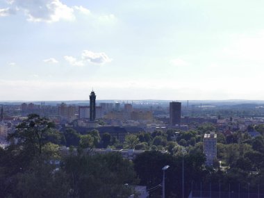 Yazın yüksek bir yerden Ostrava kenti