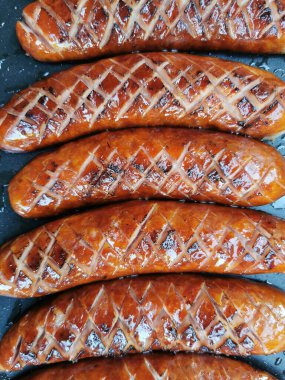 Taze ızgara sosis çok güzel bir yemek geçmişi var.