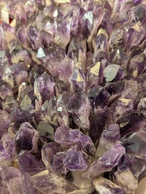 Çok güzel bir arkaplan olarak ametist mineral dokusu