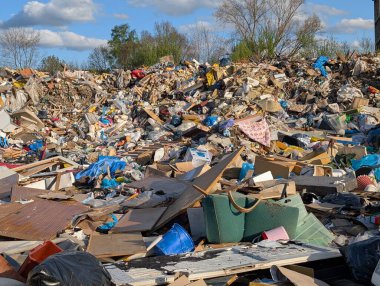 Çek Cumhuriyeti 'nde büyük bir çöplük büyük bir sorun 