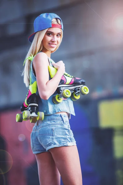Side View Beautiful Blonde Girl Cap Looking Camera Smiling While — Stock Photo, Image