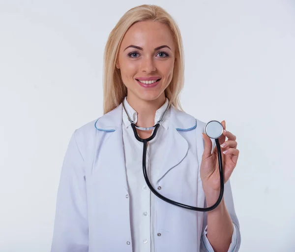 Portrait Beautiful Female Doctor White Coat Looking Camera Smiling While — Stock Photo, Image