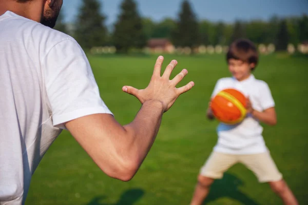 Little Boy His Handsome Young Dad Playing Ball Park Cropped — Stock Photo, Image