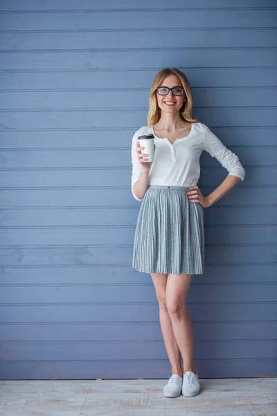 Full Length Portrait Beautiful Young Woman Casual Clothes Eyeglasses Holding — Stock Photo, Image