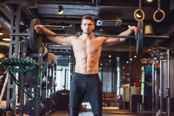 Young Strong Man Training Gym — Stock Photo, Image
