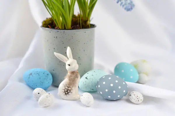 Easter Composition White Rabbit Eggs White Background Minimal Concept — Stock Photo, Image