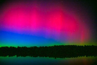 Aurora Borealis, Orta Avrupa 'nın son 20 yılının en büyüklerinden biri.