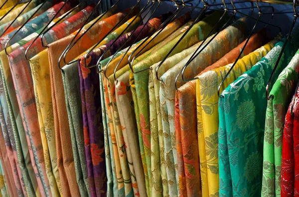 View Indian Woman Traditional Dress Sarees Display Hangers Shop Fotos de stock libres de derechos