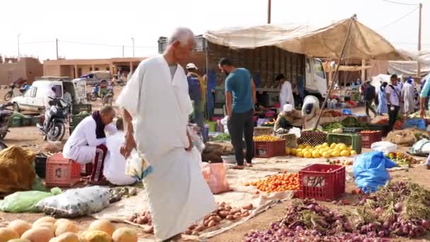 Mhamid Marocco Giugno 2022 Tradizionale Mercato Settimanale Rurale Mhamid Nel — Video Stock