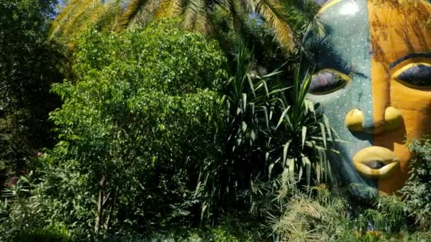 Marrakech Marruecos Junio 2022 Una Hermosa Escultura Jardín Anima Una — Vídeo de stock