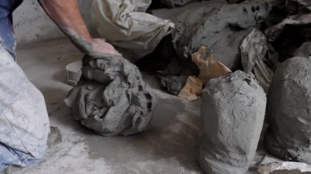 Raw Grey Clay Being Prepared Traditional Moroccan Pottery Fes Morocco — Stock Video