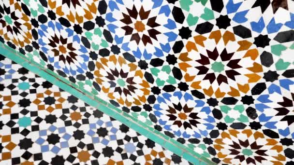 Traditionelle Marokkanische Fliesen Innenarchitektur Abstraktes Geometrisches Mosaikfliesenmuster Arabisch Andalusische Architektur — Stockvideo