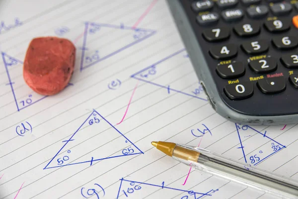 Ett Barns Matematik Geometri Läxa Eller Examen Med Räknemaskin Penna — Stockfoto