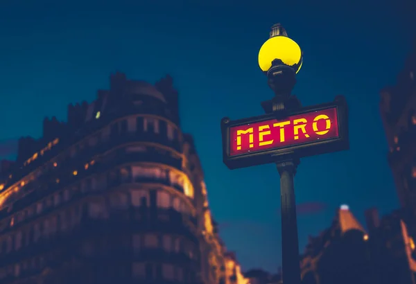 Metro Sign Residential Area Paris Franciaország Éjszaka — Stock Fotó