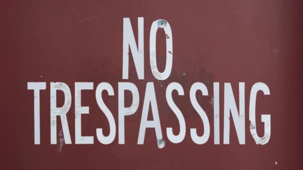 Gunshots Being Fired Trespassing Sign — Stok video
