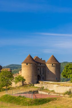 Chateau de Berze-le-Chatel kalesi, Saone-et-Loire kalkışı, Burgundy, Fransa