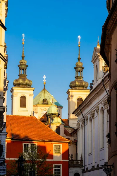 Prag Çek Cumhuriyeti Ndeki Old Town Meydanı Ndaki Aziz Nicolas — Stok fotoğraf