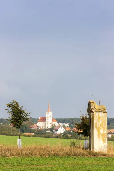 Aldeia Konice Com Calvário Região Znojmo República Checa — Fotografia de Stock