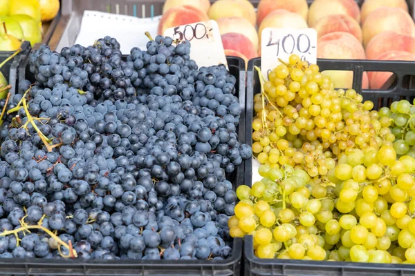 Φρούτα Στην Αγορά Του Δρόμου Στο Eger Ούγγρος — Φωτογραφία Αρχείου